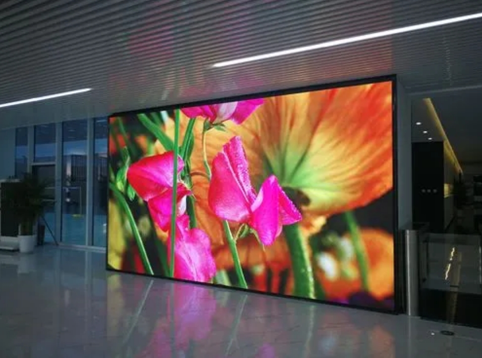 Shopping mall LED display case 03